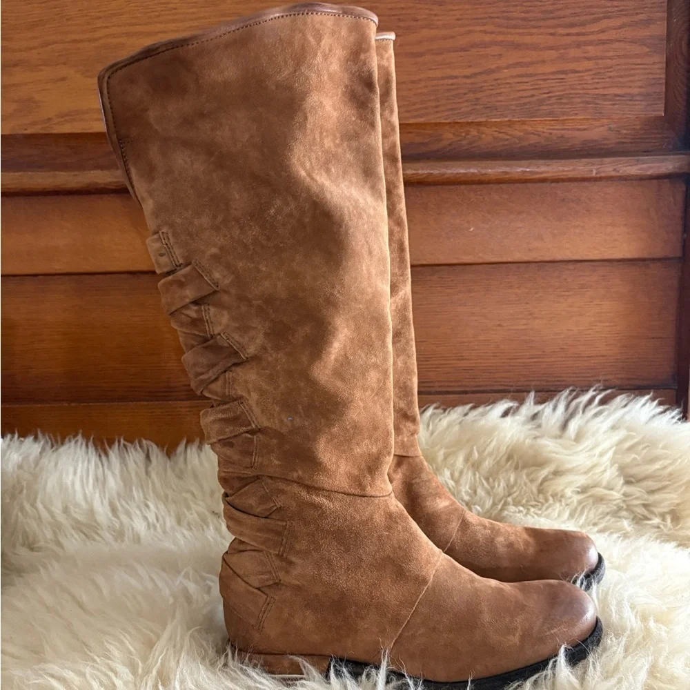 NWOT A.S. 98 Brown Suede Braided Knee High Boots